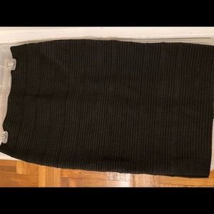 NWT bodycon pencil skirt. Firm but soft fabric (like an Herve Leger dress)